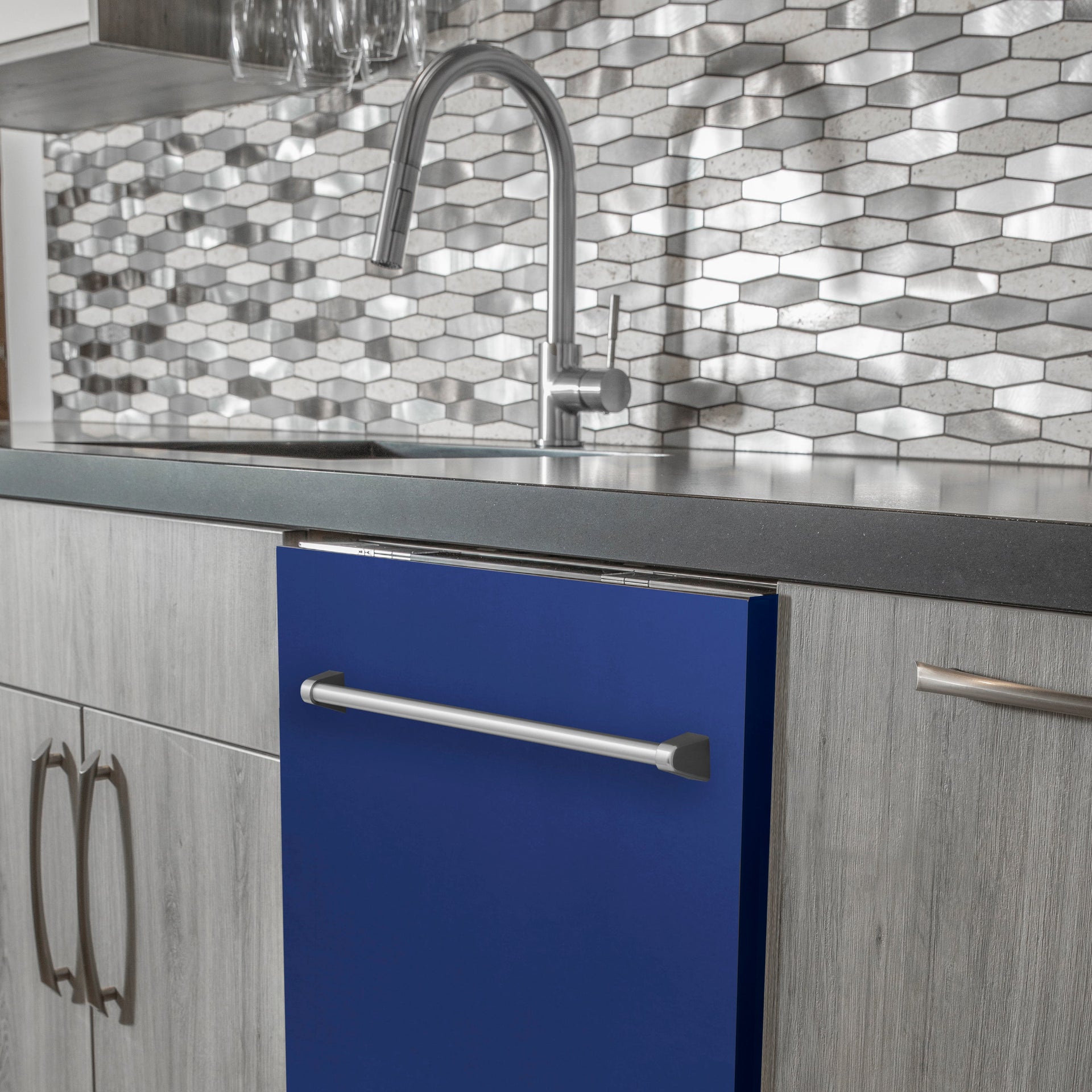 zline-24-in-top-control-dishwasher-in-blue-matte-with-stainless-steel-tub-dw-bm-24