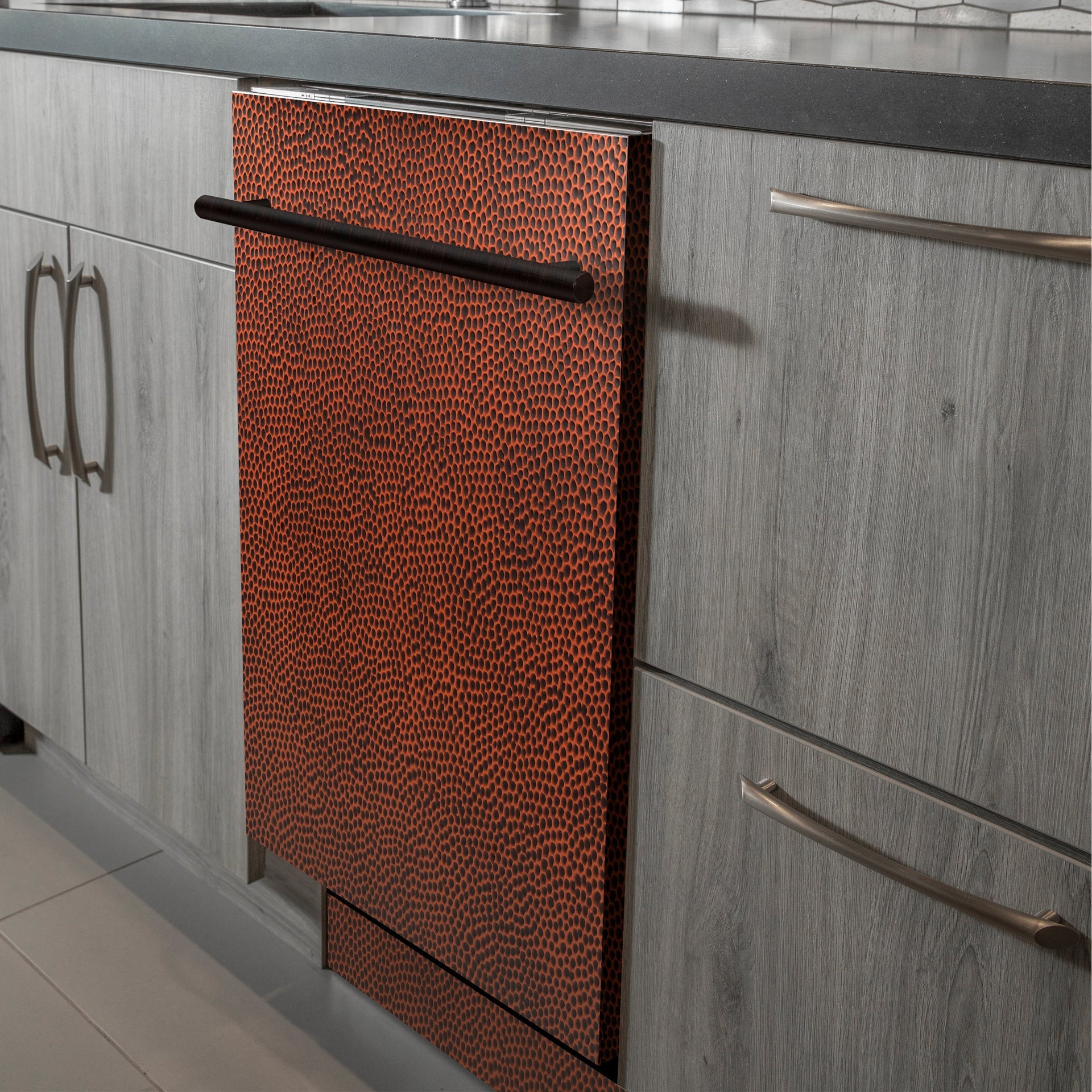 zline-24-in-top-control-dishwasher-in-hand-hammered-copper-with-stainless-steel-tub-dw-hh-24