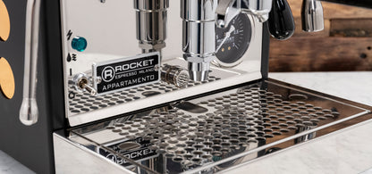 Rocket Espresso Appartamento Serie Nera Heat-Exchange Espresso Machine