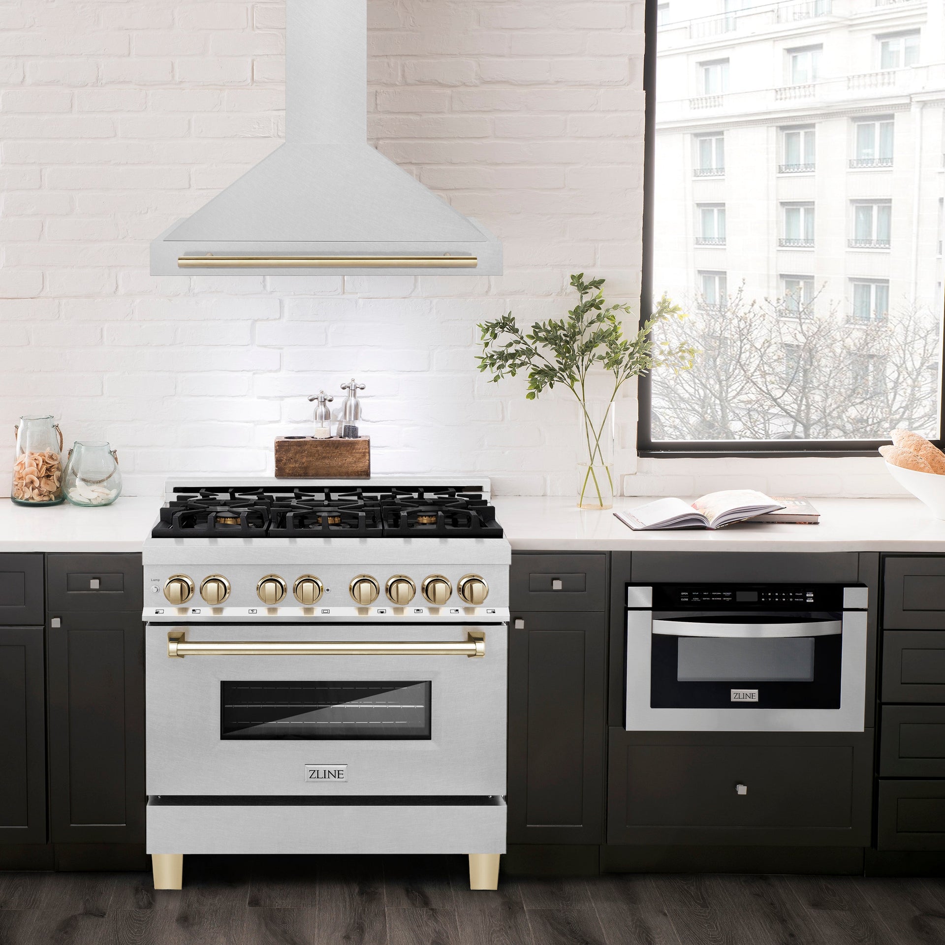 zline-36-in-wall-mount-range-hood-convertible-satin-stainless-steel-polished-gold-handle-400-cfm-kb4snz-36-g
