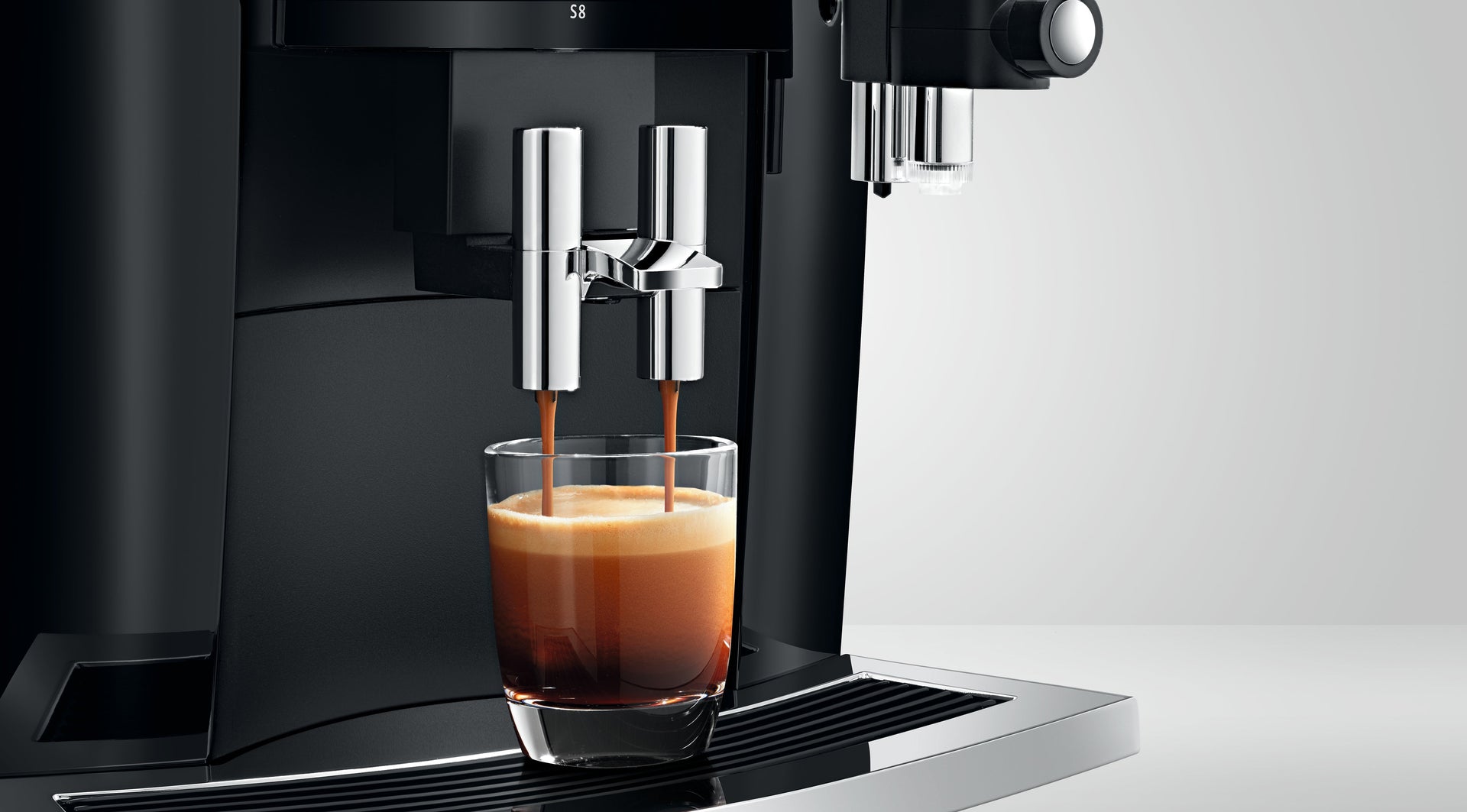 jura-s8-super-automatic-espresso-machine