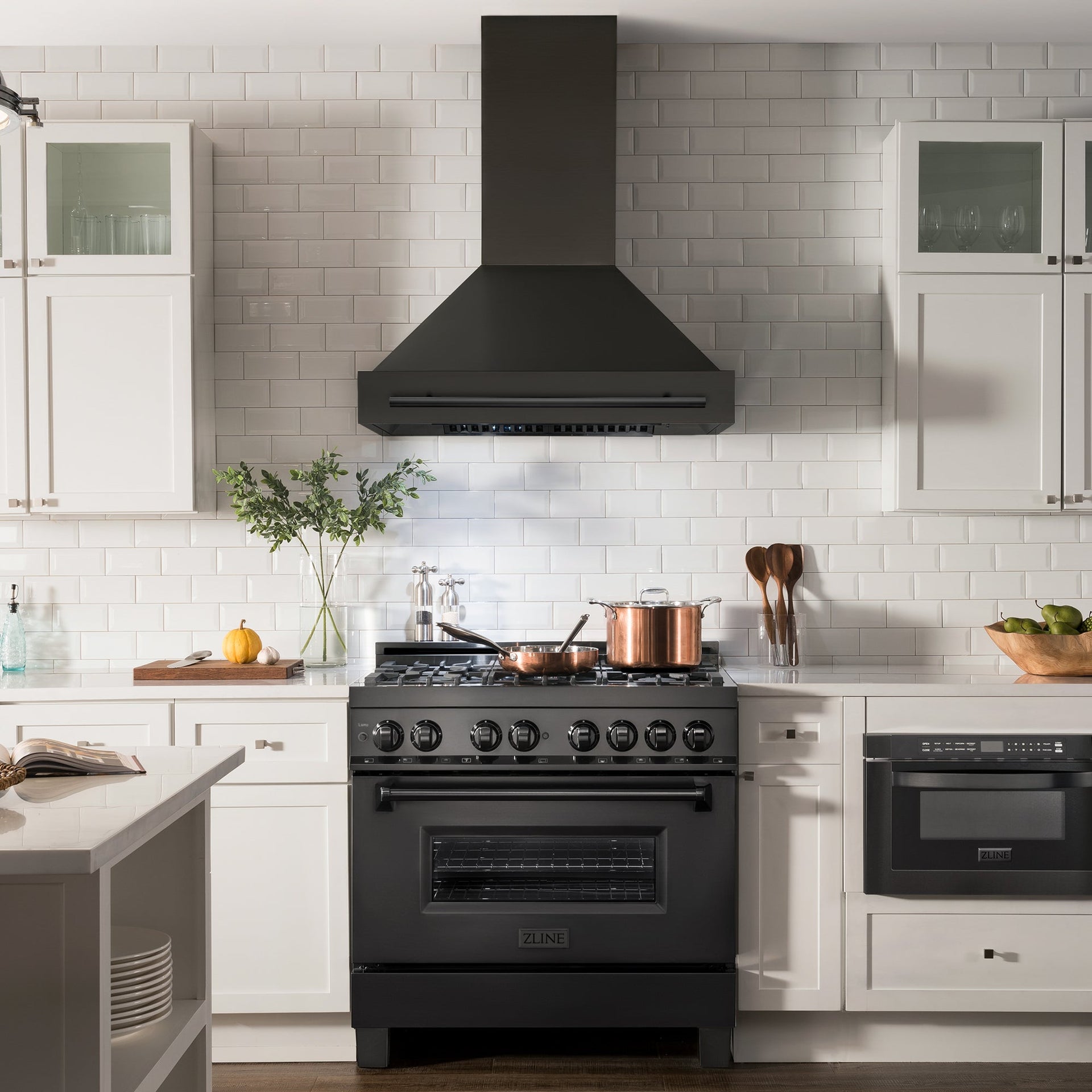 zline-30-in-range-hood-black-stainless-steel-with-black-stainless-steel-handle-bs655-30-bs