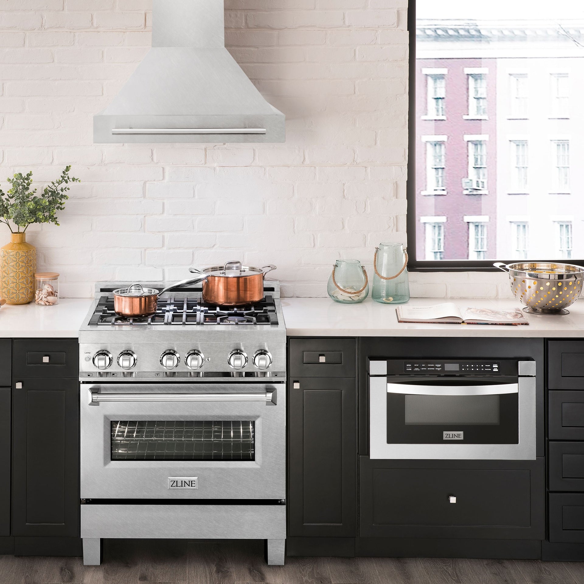 zline-30-inch-wall-mount-range-hood-satin-stainless-steel-stainless-steel-handle-8654snx-30