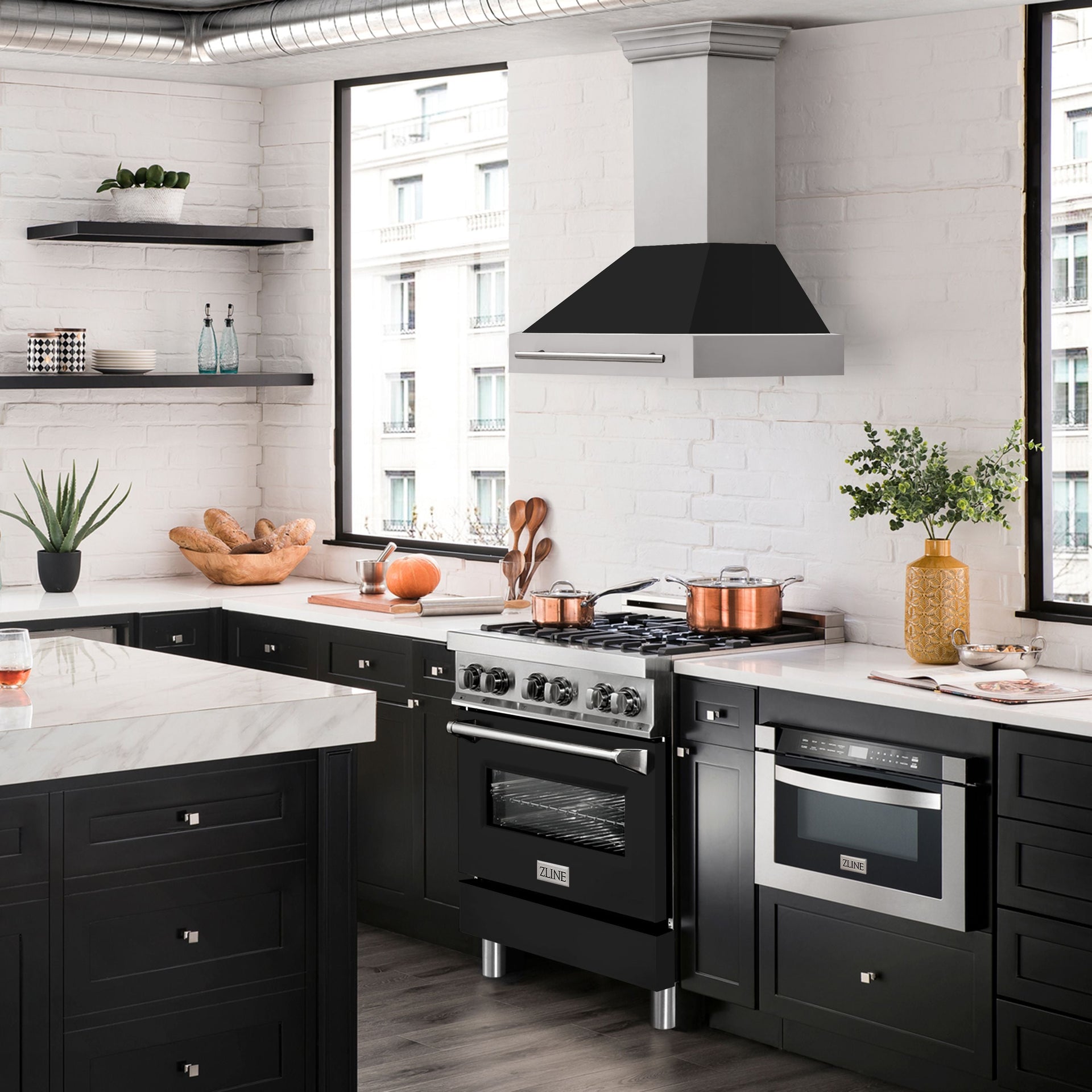 zline-30-inch-wall-mount-range-hood-400-cfm-stainless-steel-black-matte-shell-stainless-steel-handle-8654stx-blm-30