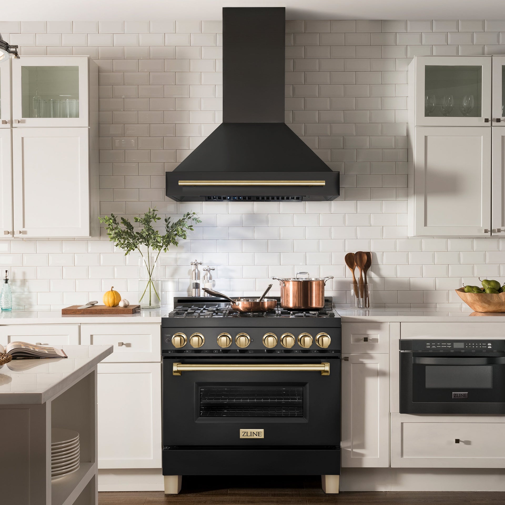 zline-36-in-wall-mount-range-hood-black-stainless-steel-autograph-edition-gold-handle-400-cfm-bs655z-36-g