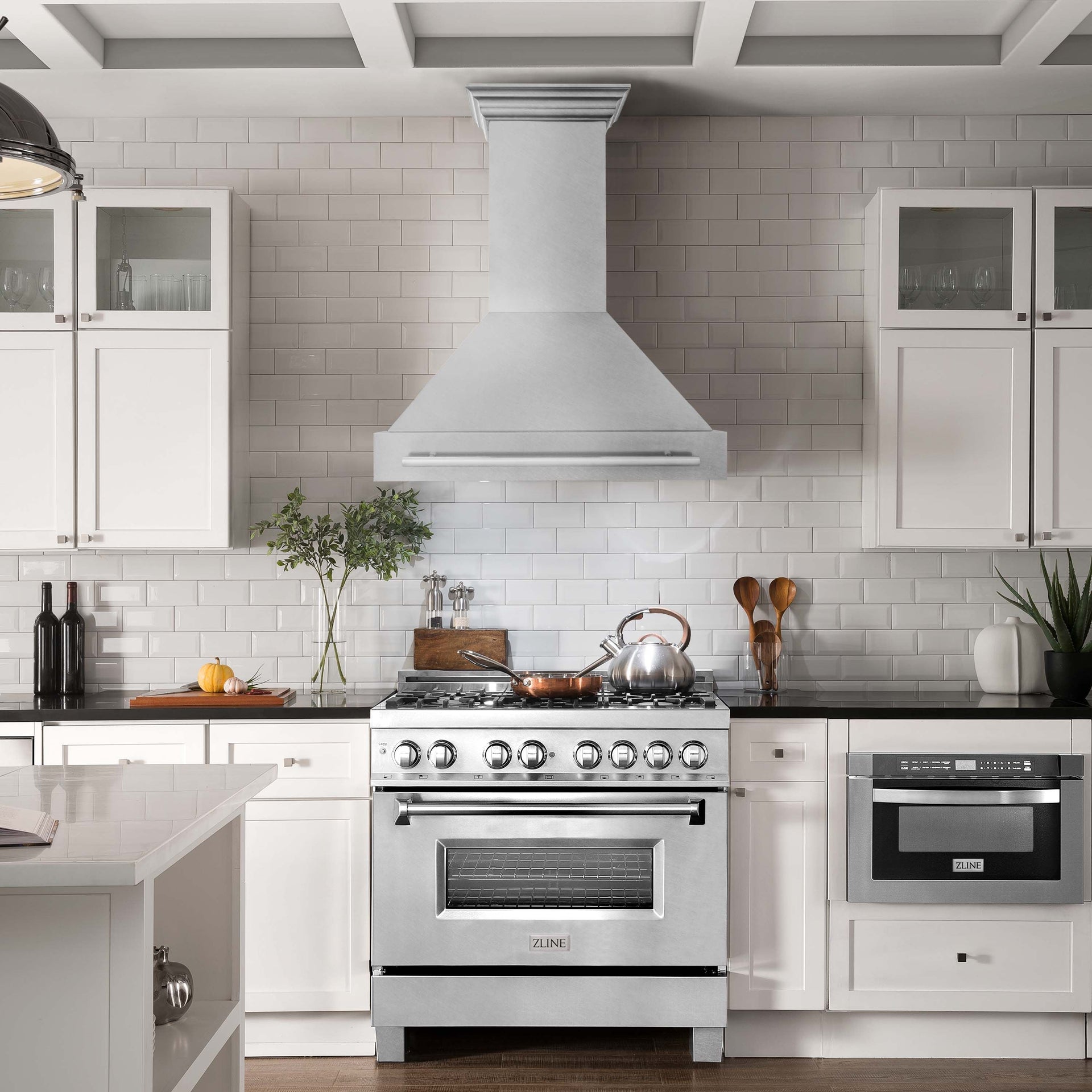 zline-36-in-wall-mount-range-hood-satin-stainless-steel-400-cfm-stainless-steel-handle-8654snx-36