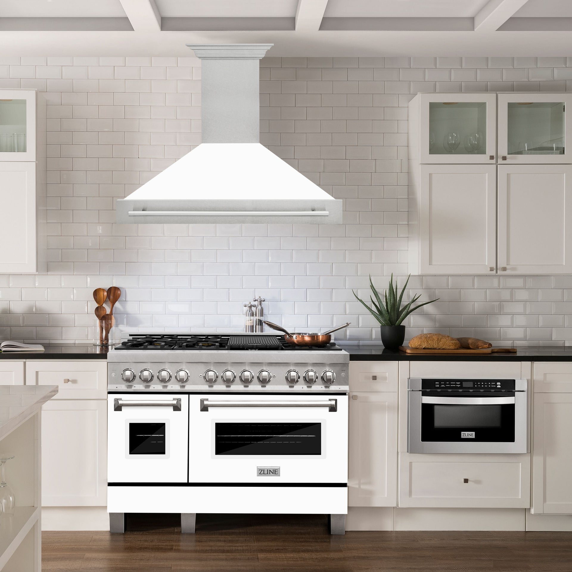 zline-48-in-wall-mount-range-hood-satin-stainless-steel-white-matte-shell-700-cfm-8654snx-wm-48