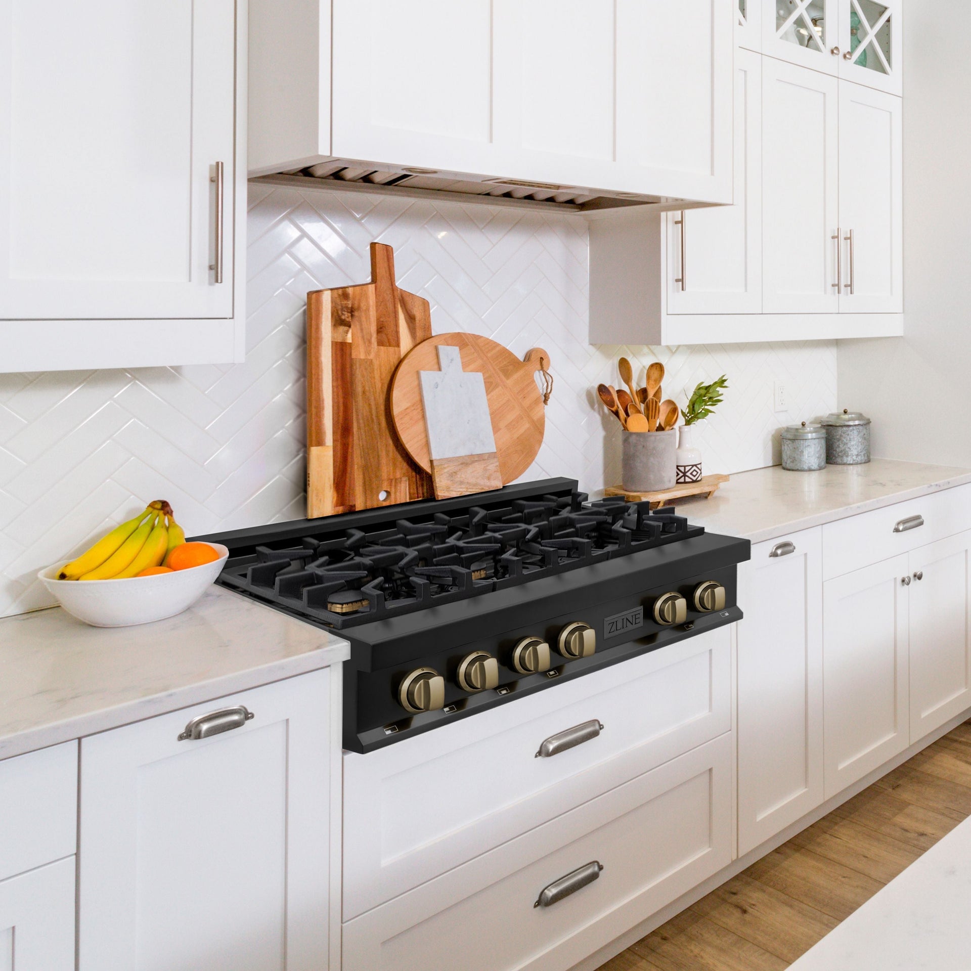 zline-autograph-edition-30-in-rangetop-with-4-gas-burners-in-black-stainless-steel-and-champagne-bronze-accents-rtbz-30-cb