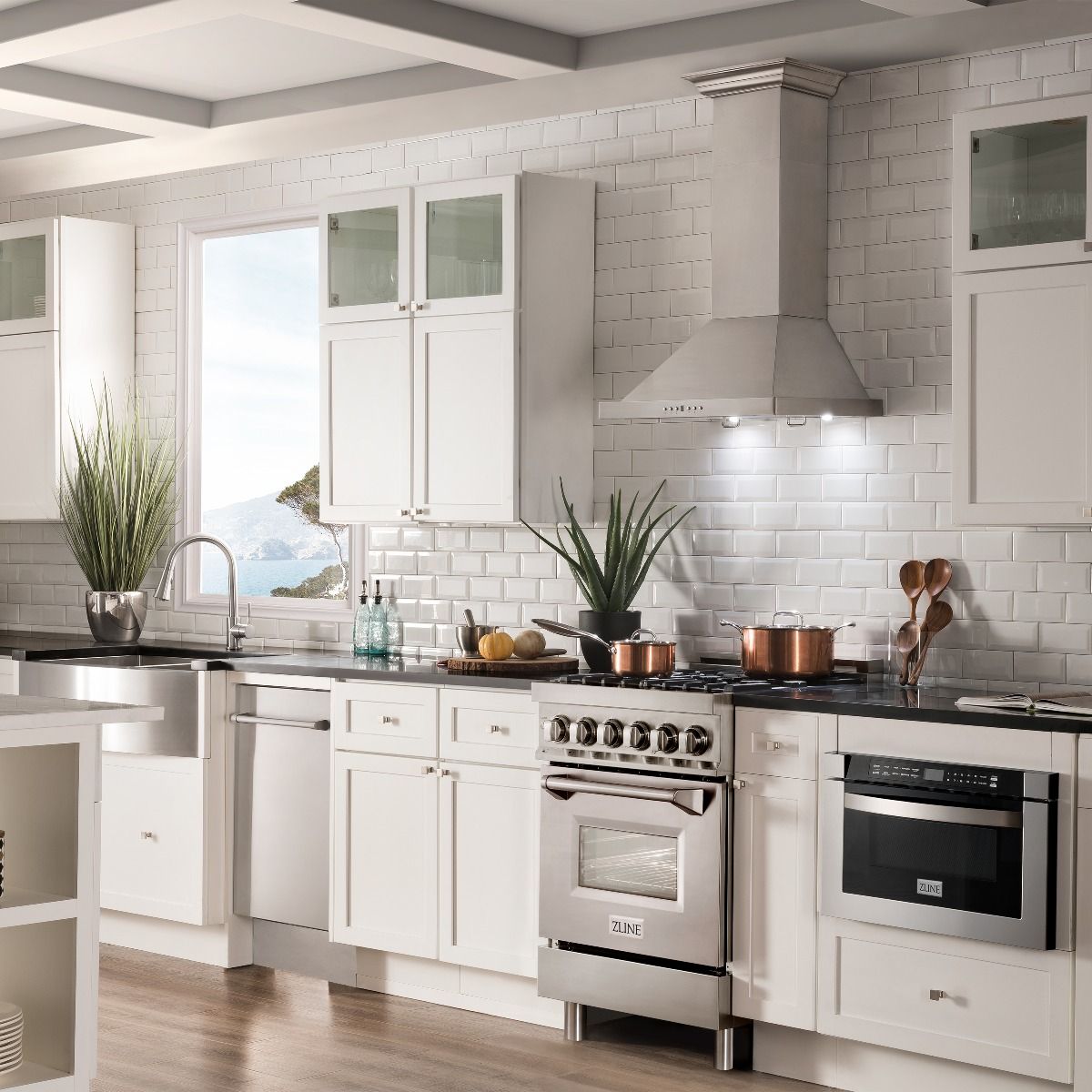 zline-24-in-dual-fuel-range-with-gas-burners-and-electric-oven-in-stainless-steel-with-brass-burners-ra-br-24