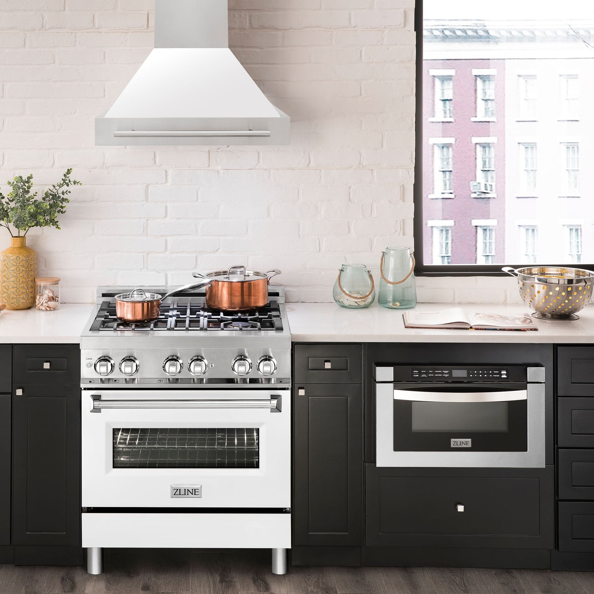 zline-30-inch-wall-mount-range-hood-stainless-steel-white-matte-shell-4-speed-ventilation-8654stx-wm-30