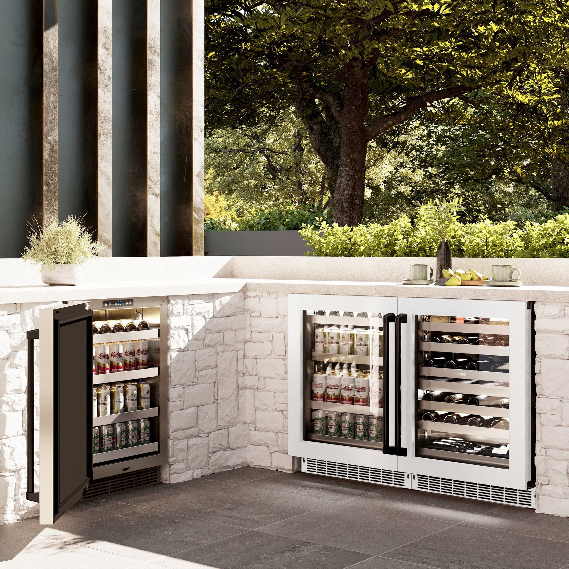 zline-autograph-24-touchstone-151-can-beverage-fridge-with-white-matte-glass-door-and-matte-black-handle-rbsoz-wm-24-mb