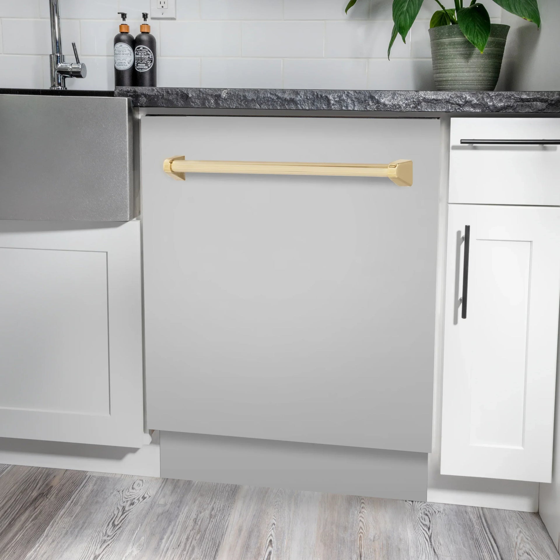 zline-autograph-series-24-inch-tall-dishwasher-in-stainless-steel-with-gold-handle-dwvz-304-24-g