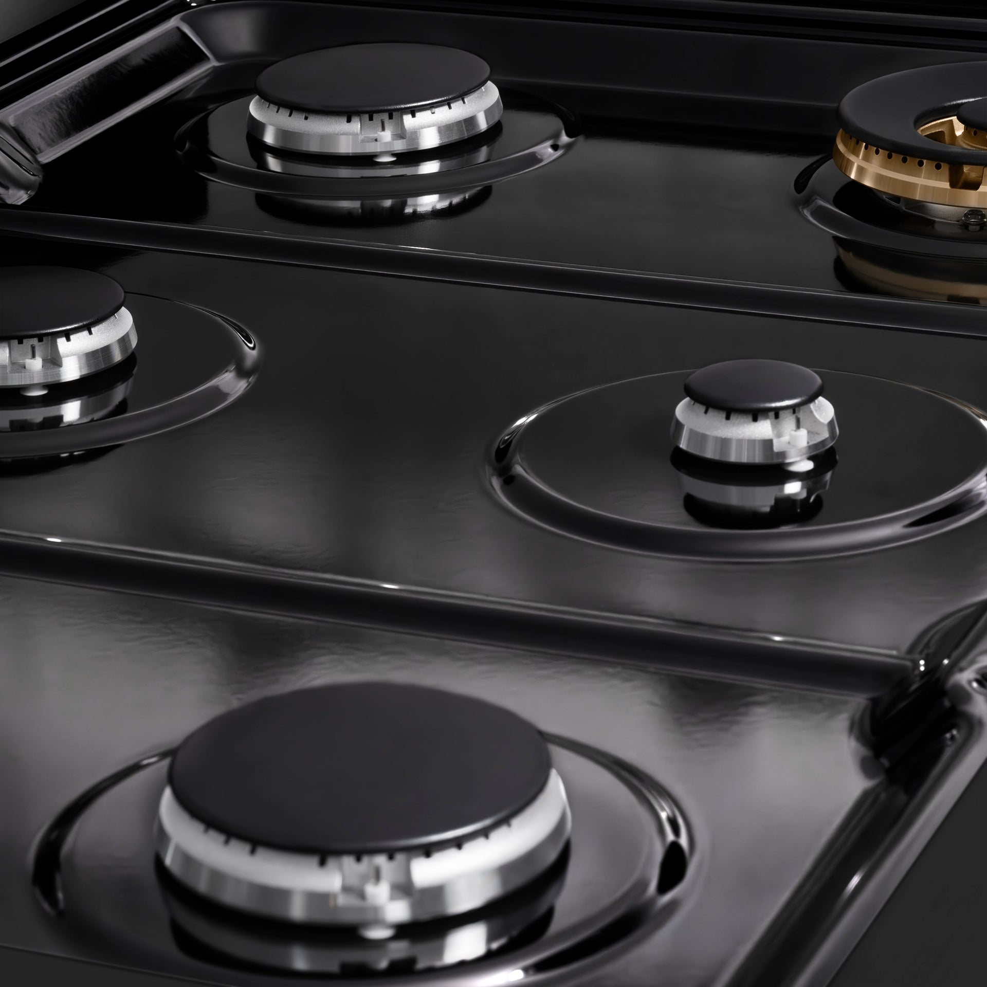 zline-paramount-36-gas-rangetop-with-6-burners-and-porcelain-cooktop-in-black-stainless-steel-srtb36