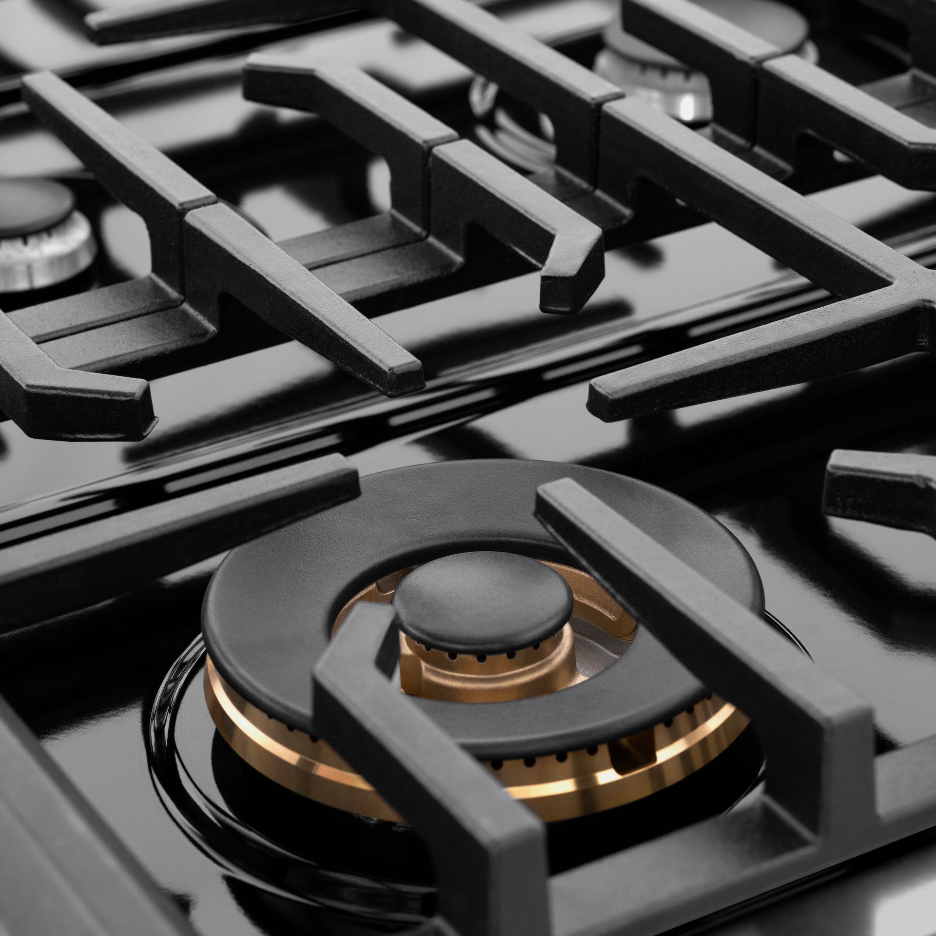 zline-paramount-48-gas-rangetop-with-8-burners-and-porcelain-cooktop-in-black-stainless-steel-srtb48