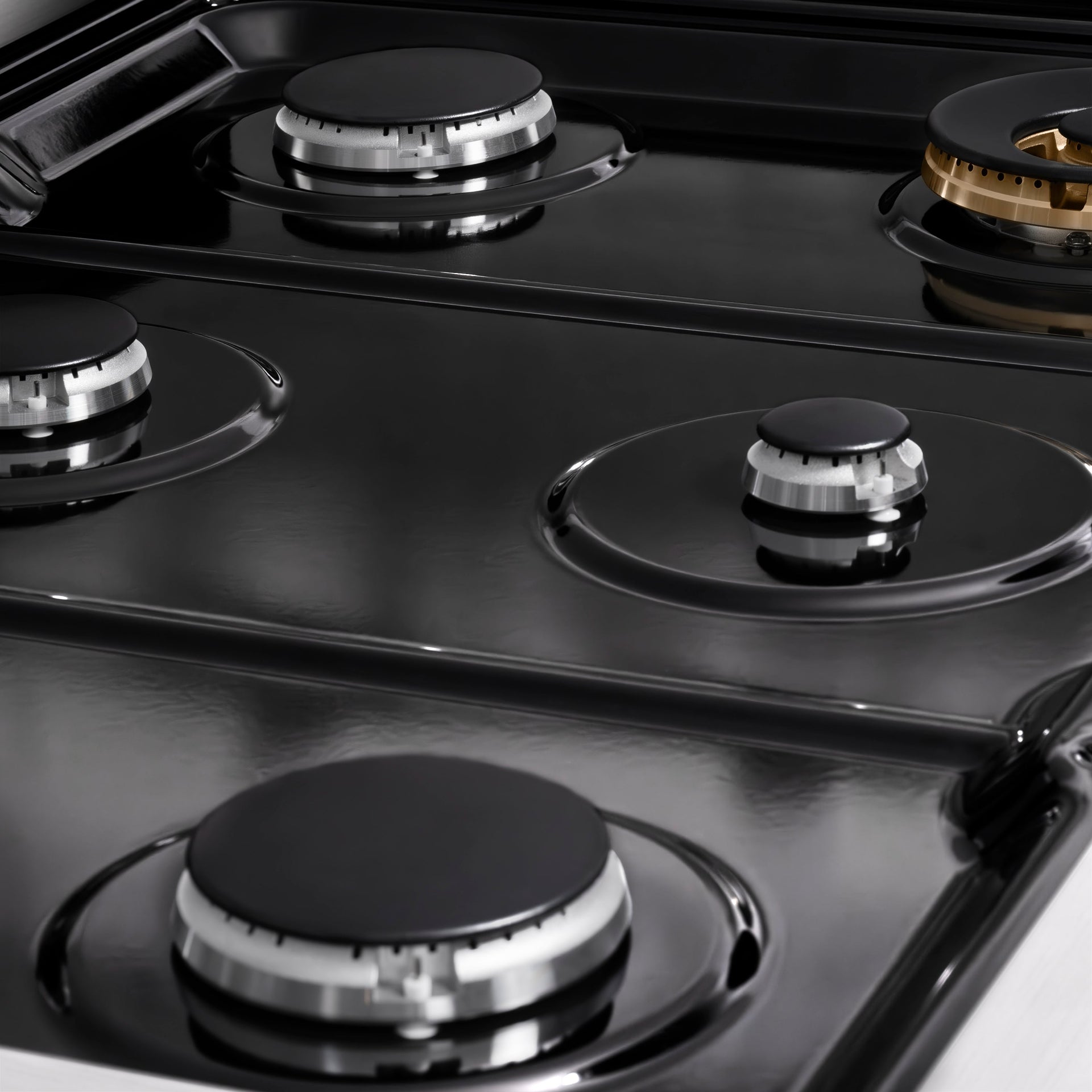 zline-paramount-36-gas-rangetop-with-6-burners-and-porcelain-cooktop-in-stainless-steel-srt36