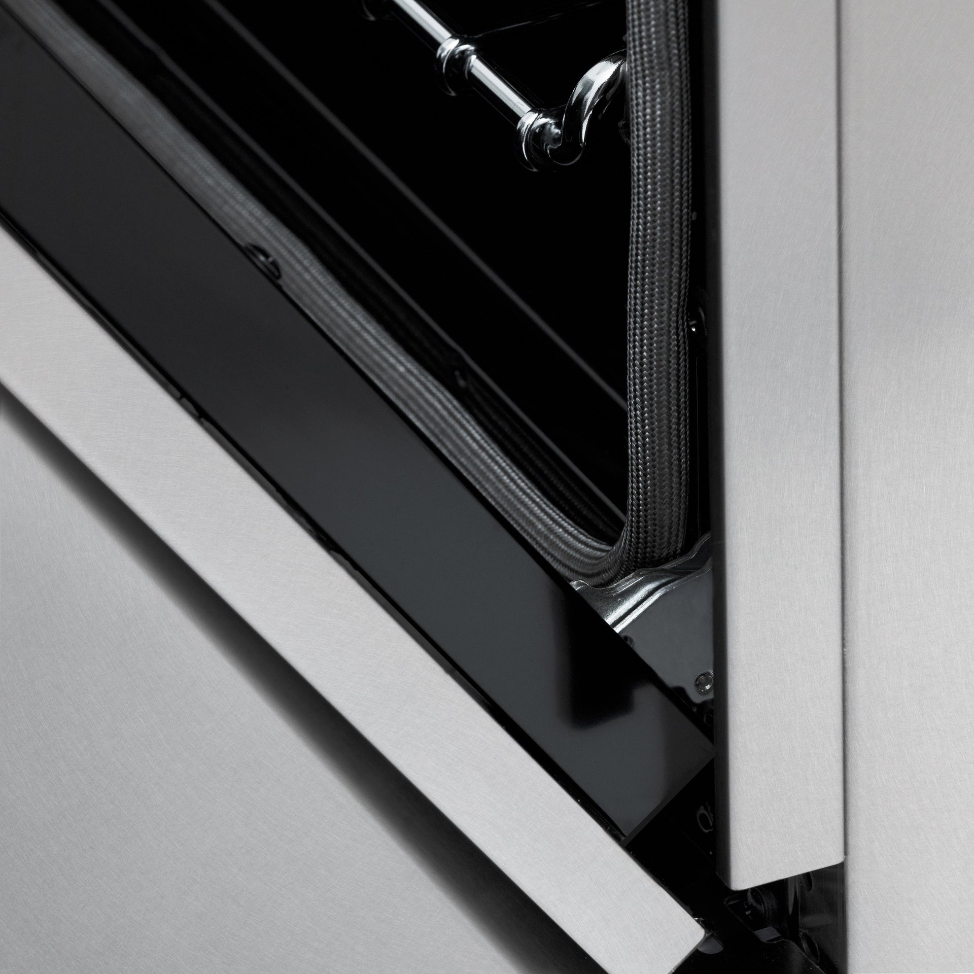 zline-autograph-36-in-4-6-cu-ft-legacy-dual-fuel-range-with-6-gas-burners-and-electric-convection-oven-in-satin-stainless-steel-with-polished-gold-accents-rasz-sn-36-g