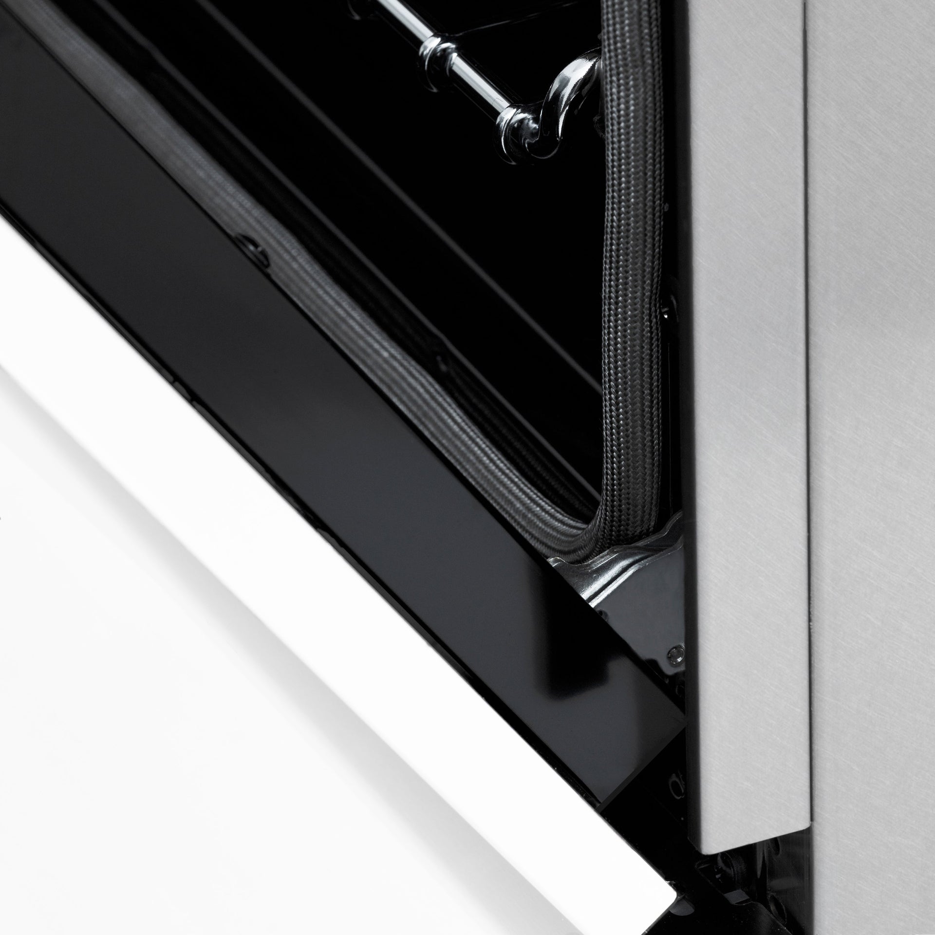 zline-autograph-60-in-legacy-dual-fuel-range-with-9-gas-burners-and-double-electric-convection-ovens-7-4-cu-ft-satin-stainless-steel-with-white-matte-doors-and-matte-black-accents-rasz-wm-60-mb