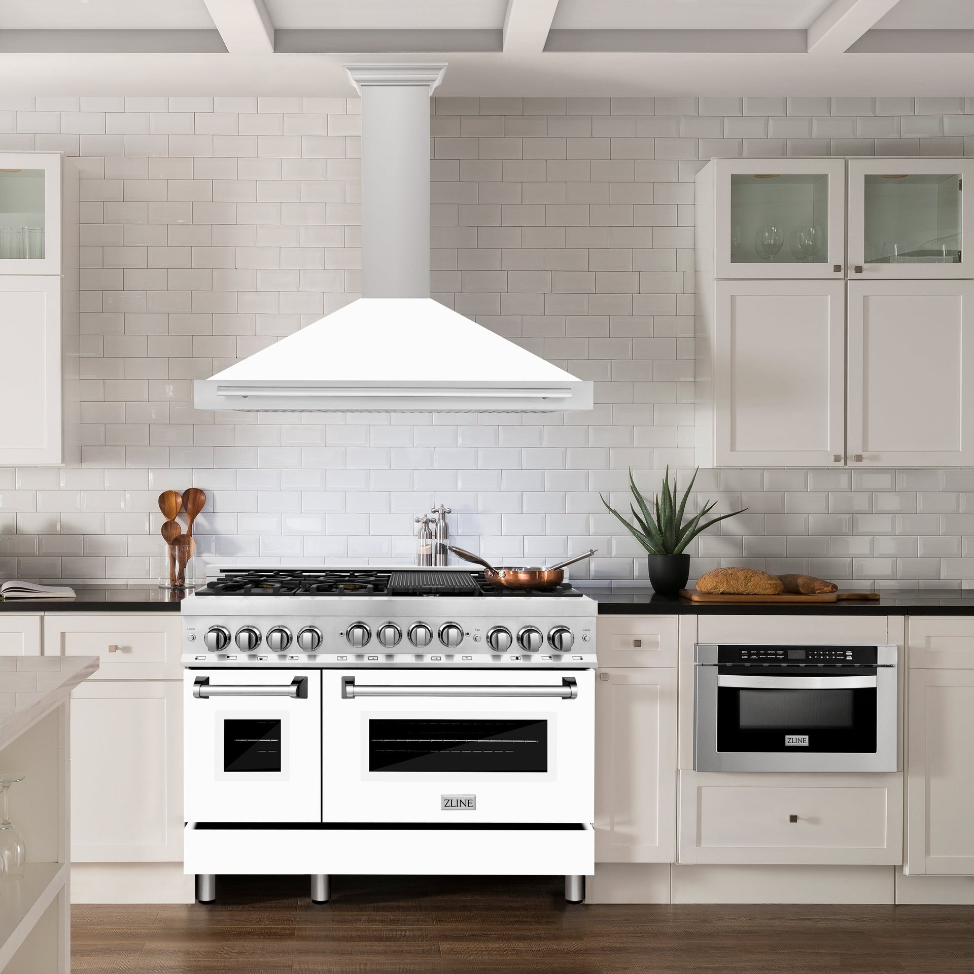 zline-48-in-wall-mount-range-hood-convertible-satin-stainless-steel-400-cfm-white-matte-shell-stainless-steel-handle-kb4snx-wm-48