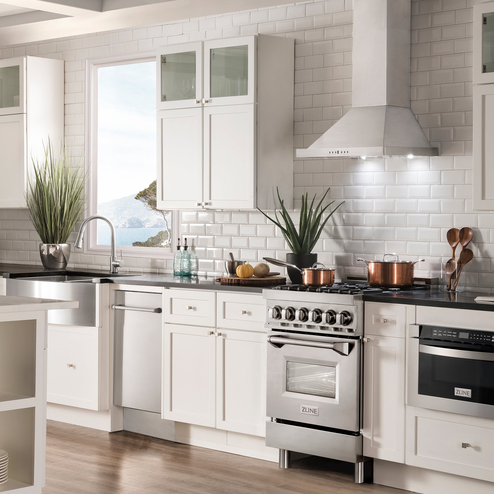 zline-24-inch-wall-mount-range-hood-convertible-vent-stainless-steel-kb-24