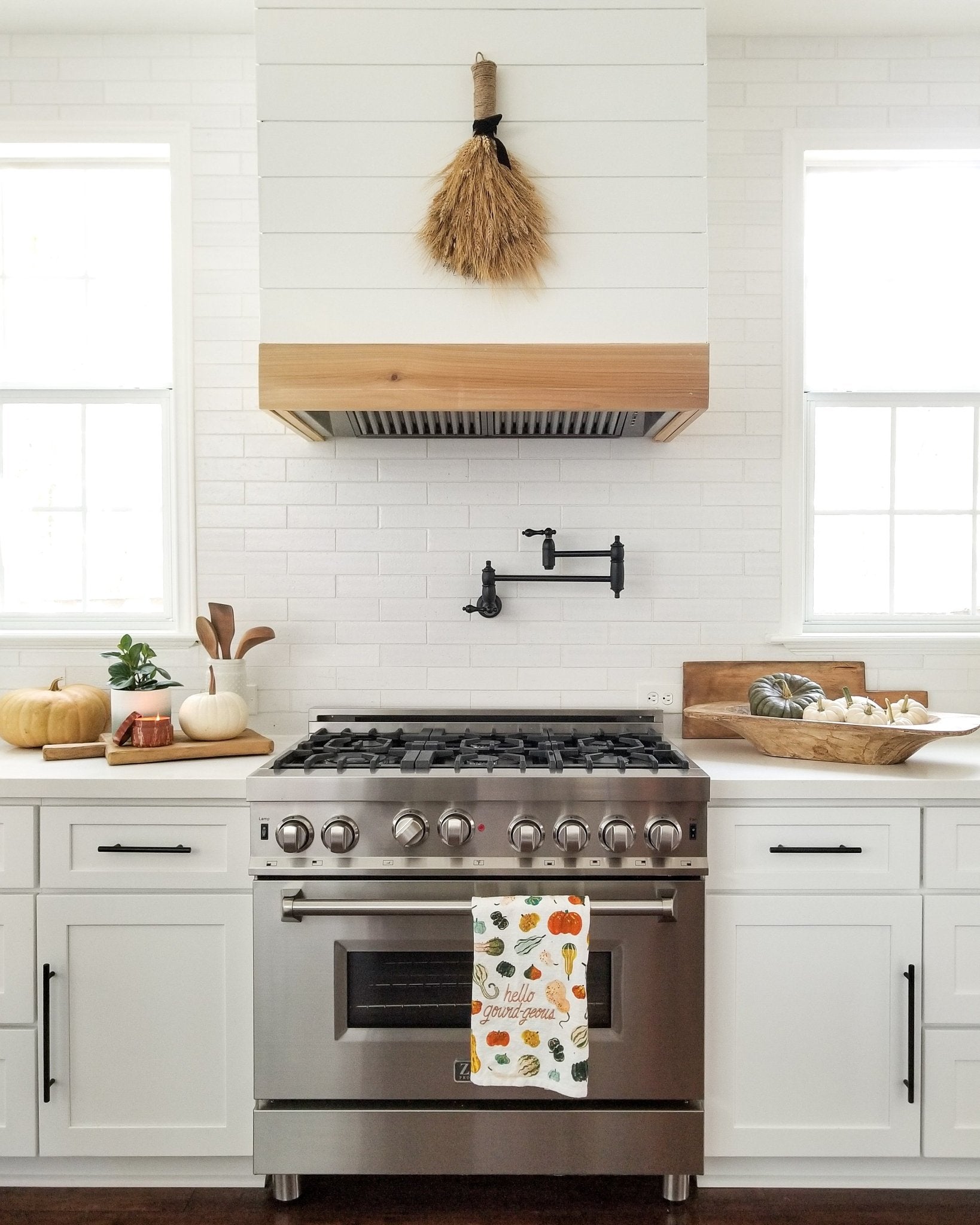 zline-52-in-range-hood-insert-wall-mount-18-in-depth-stainless-steel-698-52